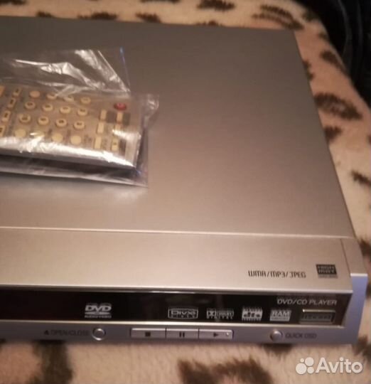DVD-плеер проигрыватель Panasonic DVD-S49
