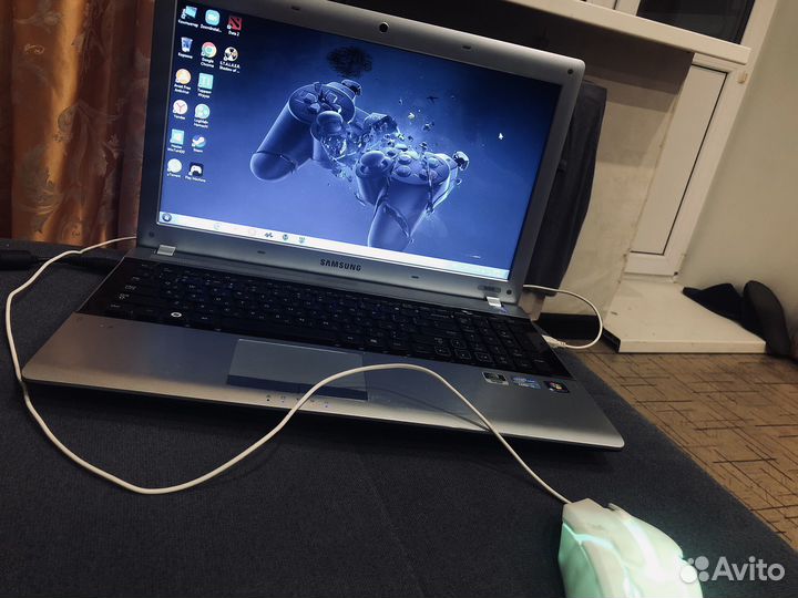 Ноутбук samsung rv 520