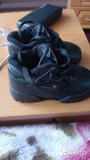 Кроссовки детские