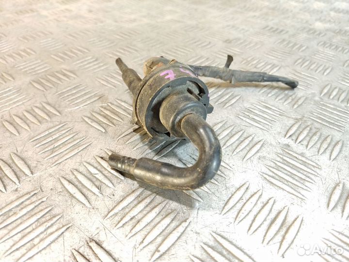 Клапан вентиляции топливного бака Peugeot 406 1995