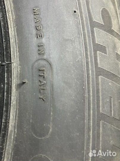 Michelin Latitude Tour HP 215/65