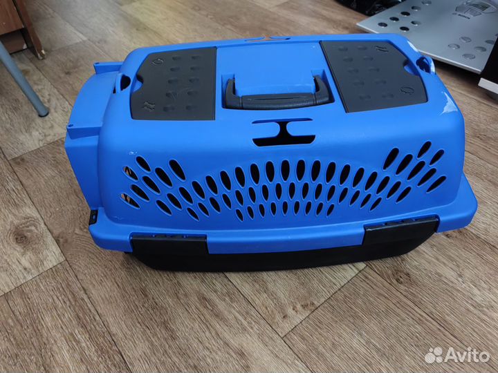 Переноска для животных пластиковая