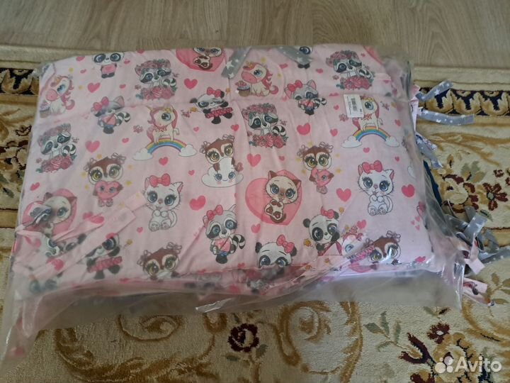 Бортики в кроватку