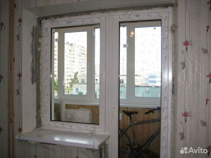 Балконный блок с дверью новые