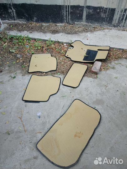 Автомобильные коврики