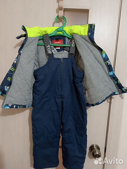 Демисезонный костюм на мальчика 86