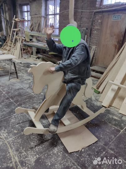 Лошадка качалка деревянная