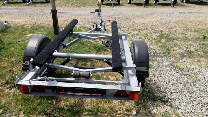 Прицеп «Водник 03» для перевозки водной техники