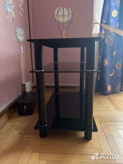 Стеклянная тумба