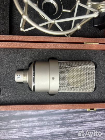Neumann tlm 103