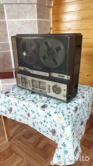 Катушечный магнитофон Астра 110