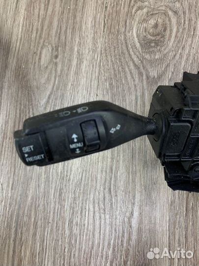 Подрулевой переключатель Ford Focus 2