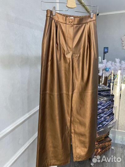 Кожаные брюки женские