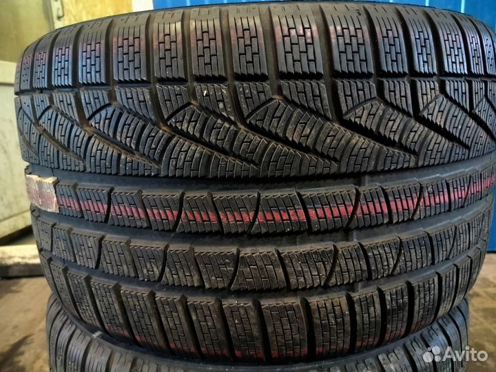 Pirelli Winter Sottozero 210 Serie II 295/30 R20 97V