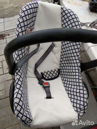 Автокресло для малышей
