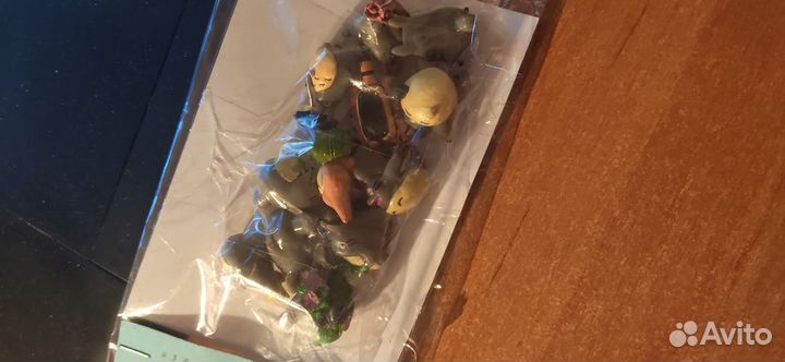 Фигурки фантастических зверей