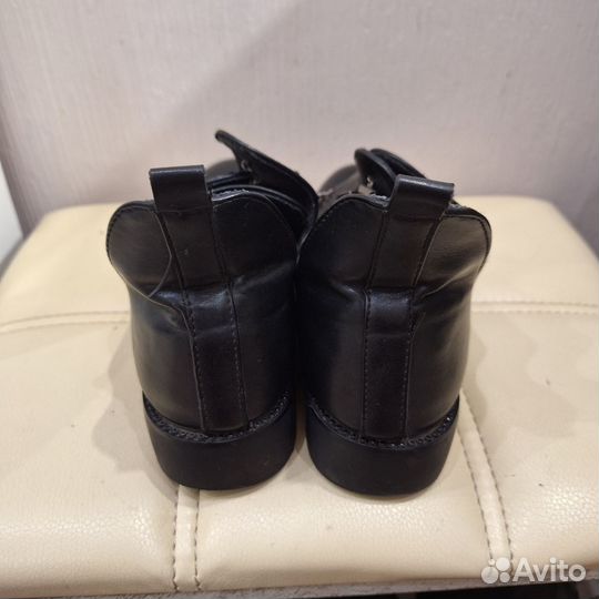 Ботинки 37