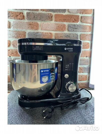 Новый Миксер vitek VT-1441, черный/серебристый