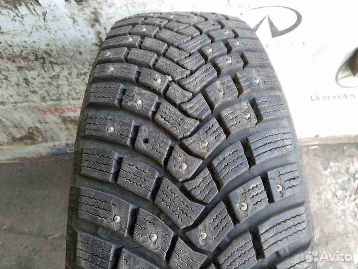 Continental IceContact 3 215/70 R16 100T