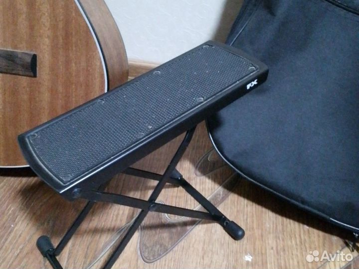 Классическая гитара шестиструнная бу