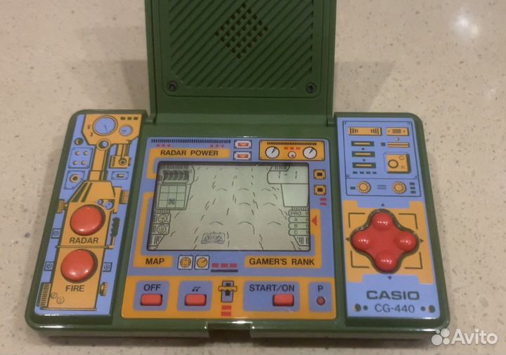 Casio CG-440 карманная электронная игра