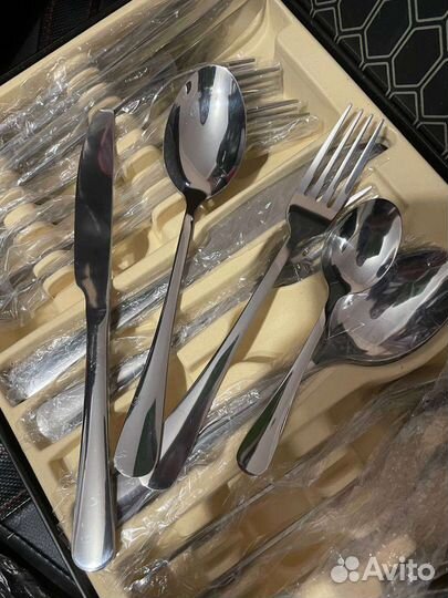 Набор столовых приборов