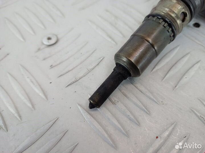 Форсунка Dodge Journey рест. 2008 68000912AA