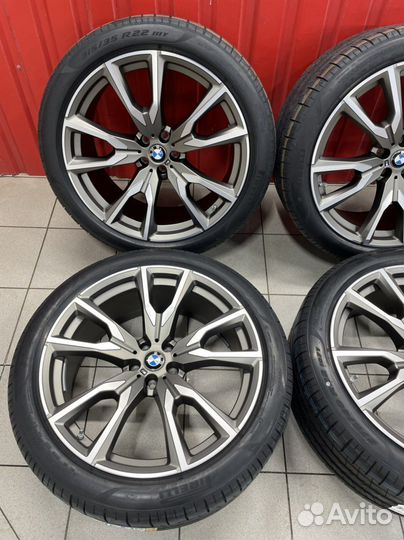 R22 Pirelli P Zero PZ4 275/40, PCD 5x112 DIA 66.6