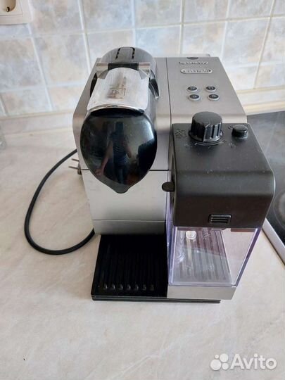 Капсульная кофемашина delonghi nespresso
