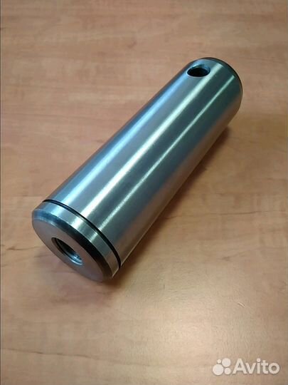 Палец штока на JCB 811/90198