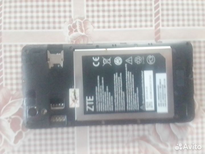 ZTE Blade X3, 8 ГБ