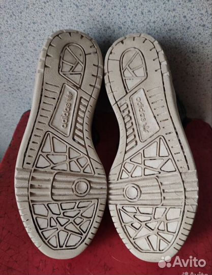 Зимние ботинки adidas 37
