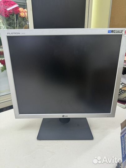 Монитор LG