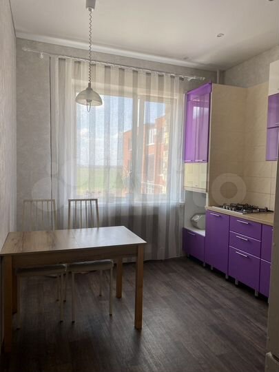 2-к. квартира, 50 м², 2/3 эт.