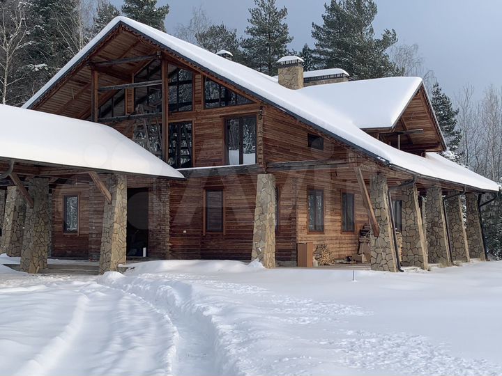 Коттедж 436 м² на участке 50 сот.