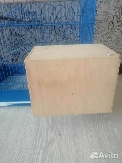 Клетка для птиц с домиком