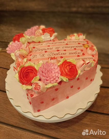 Торты, десерты на заказ. В подарок букет из зефира