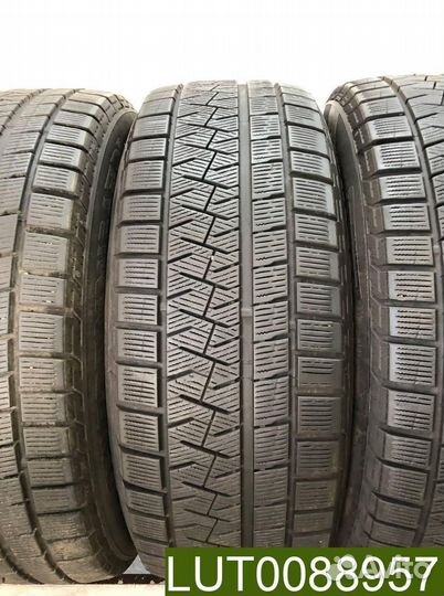 Pirelli Ice Asimmetrico 215/55 R17 94Q