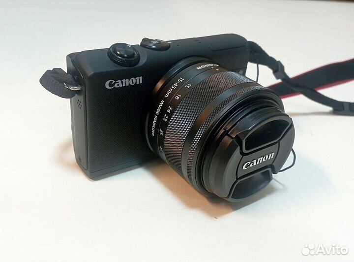 Фотоаппарат Canon EOS M200 Kit EF-M 15-45mm