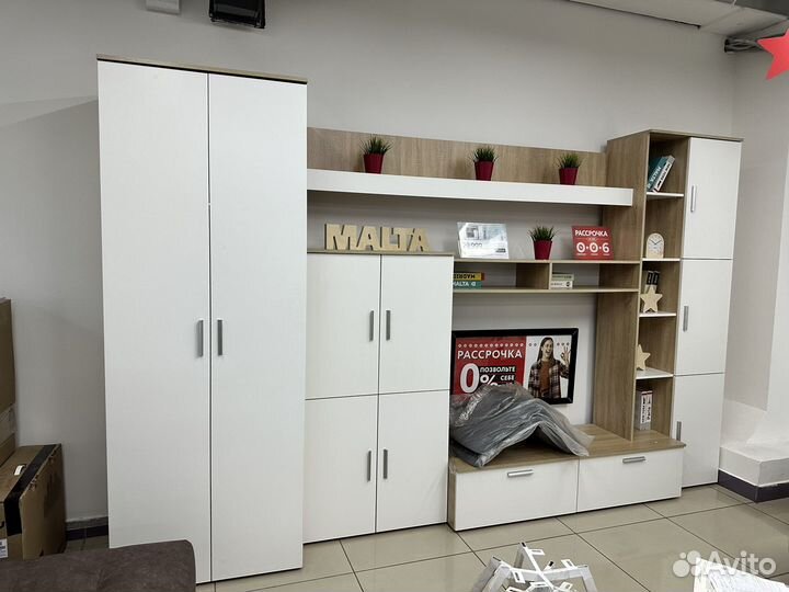 Стенка в гостиную Мальта