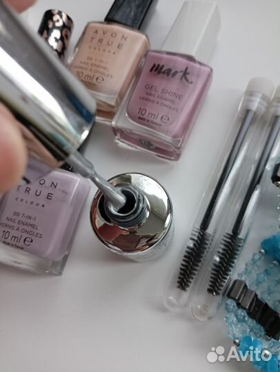 Лак для ногтей пакетом