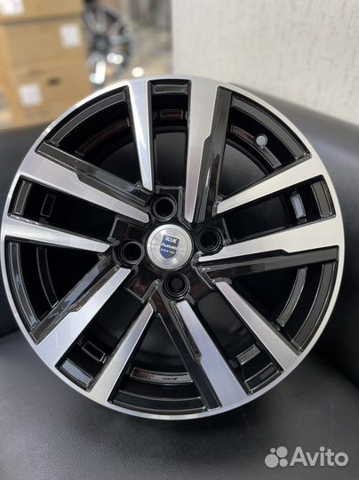 Новые R15 4x100 Vesta Rio Logan