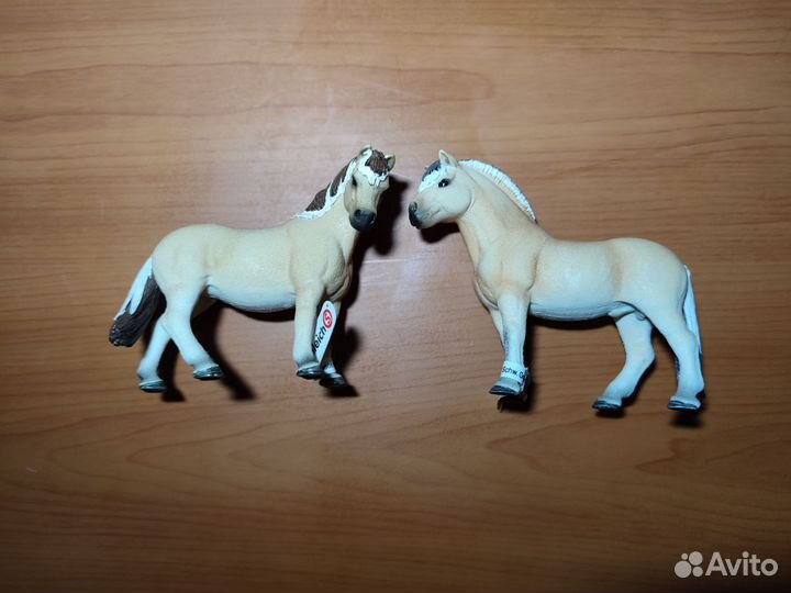 Лошади schleich