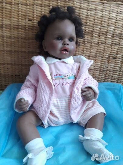 Продам коллекционную куклу