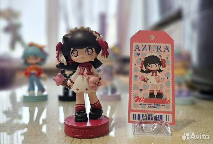 Фигурки Azura pop mart