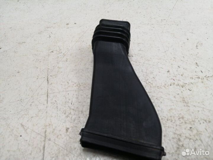 Воздуховод правый Chevrolet Aveo 2011