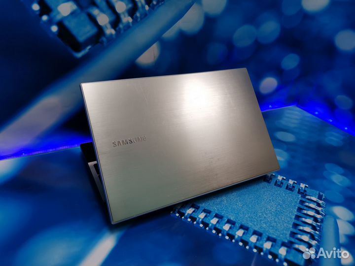 Ноутбук Samsung для офиса и дома / на SSD