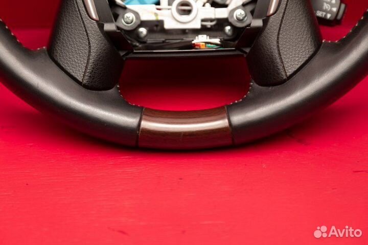 Руль Toyota Land Cruiser 200 1VD 2015