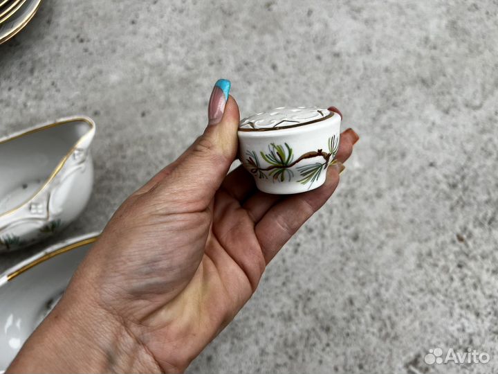 Набор столовой посуды на 7 персон