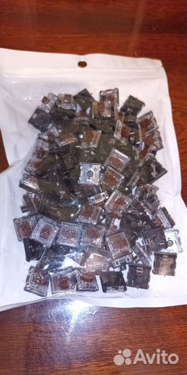 Redragon SMD RGB MX Brown low-profile switches